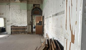 49 E Main St, Amsterdam, NY 12010
