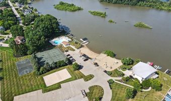 3854 Surfside Cir, Aurora, OH 44202