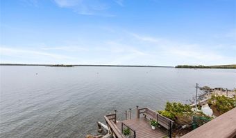 41 Buena Vista Dr, North Kingstown, RI 02852