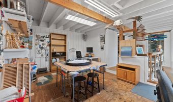 15870 PELICAN BAY Dr, Brookings, OR 97415