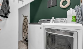 204 W LYMAN Ln, Bountiful, UT 84010