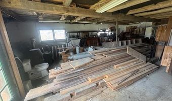 18 New St, Albany, VT 05820