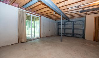 73 Velina Dr, Albany, NY 12203
