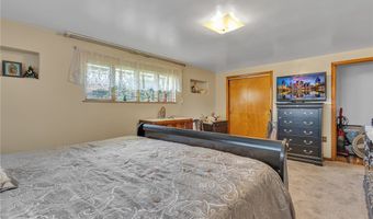 2404 Calvert St, Aliquippa, PA 15001