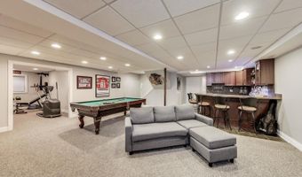 1523 N Patton Ave, Arlington Heights, IL 60004