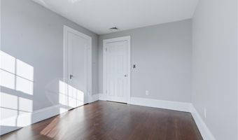 220 Vincent Ave, East Providence, RI 02914