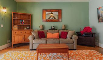 210 E 6th Ave, Escondido, CA 92025