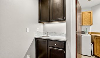 6710 SW 162ND Dr, Beaverton, OR 97007