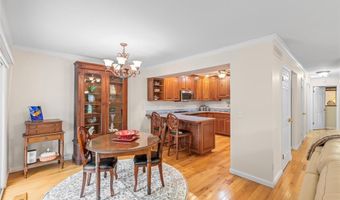 1529 Autumn Leaf Dr, Ballwin, MO 63021