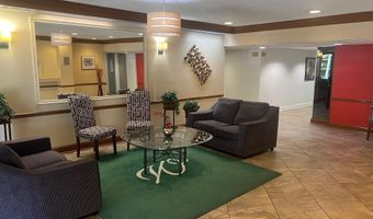 5250 VALLEY FORGE Dr 201, Alexandria, VA 22304