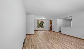 2407 S CLOVER Ln, Appleton, WI 54915