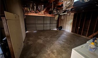 21815 Klickitat Ave, Apple Valley, CA 92307