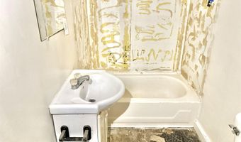 2405 E 3Rd St, Anderson, IN 46012