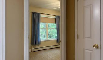 1434 Ohio St, Bangor, ME 04401