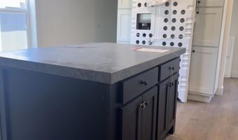 1 Corral Ln #16, Ashland, OR 97520