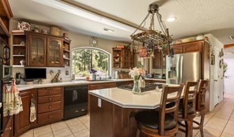 913 STARVEOUT CREEK Rd, Azalea, OR 97410