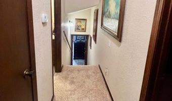 Spacious 4-Bedroom Home on 2.38 Acres with Country Charm, Ardmore, OK 73401