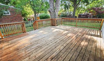 646 Center Dr, Ann Arbor, MI 48103