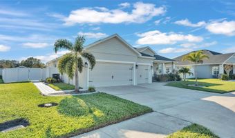 241 WALKERS POINT Dr, Auburndale, FL 33823