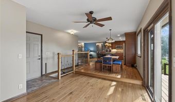 441 Walnut Ln, Apple Valley, MN 55124