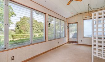 19 Valerie Ln, Danbury, CT 06811