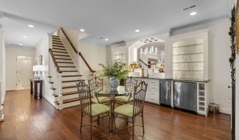 6 Twin Oaks Ct, Spartanburg, SC 29306