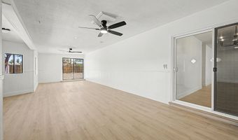 562 E HONDO Ave, Apache Junction, AZ 85119