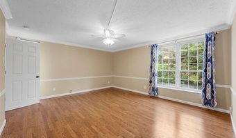 916 Claytonbrook Dr 1, Ballwin, MO 63011