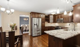 20 Greystoke Ct, Ballwin, MO 63021