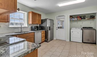 2126 Downing St, Charlotte, NC 28205