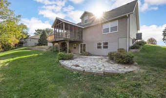 13294 212th Ave, Anamosa, IA 52205