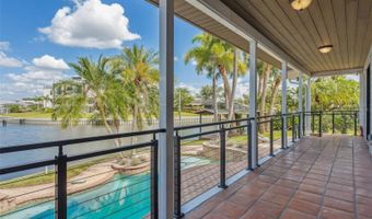 769 KINGSTON Ct, Apollo Beach, FL 33572