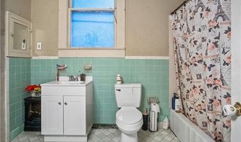 17 PROSPECT St, Alexandria, LA 71301