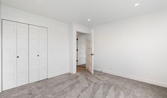 185 COLUMBINE St, Alpine, WY 83128
