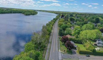 629 River Rd, Agawam, MA 01001