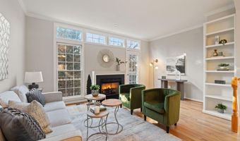3110- C 9TH Rd N, Arlington, VA 22201
