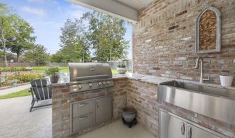 18155 Creek Hollow Rd, Baton Rouge, LA 70817