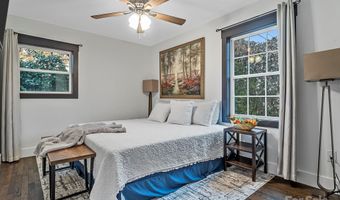 2627 Old N Sharon Amity Rd, Charlotte, NC 28205