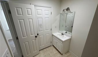 112 Hawkins Farm Ln, Ball Ground, GA 30107
