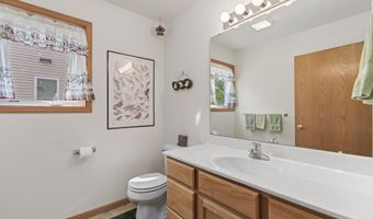 1529 15th St, Baraboo, WI 53913