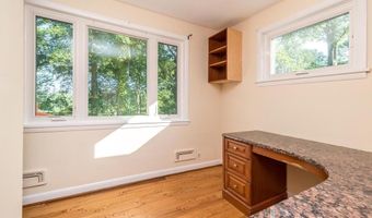1901 ACORN Ln, Abington, PA 19001