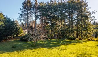 Klamath Ave SE, Bandon, OR 97411