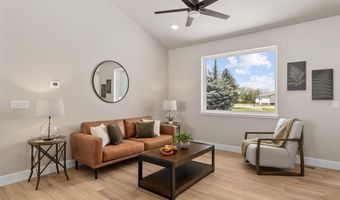 512 HORSESHOE Rd, Burns, WY 82053