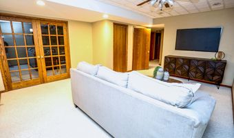 2107 SE Crystal Ave, Aberdeen, SD 57401