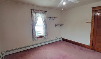 951 Gage St, Bennington, VT 05201