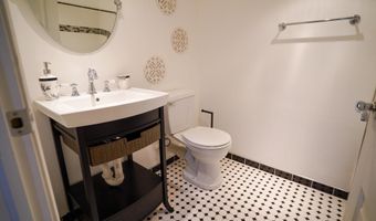 713 S LINWOOD Ave, Baltimore, MD 21224