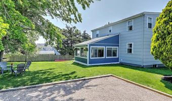 56 King Philip Rd, Narragansett, RI 02882