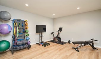 243 Overwood Rd, Akron, OH 44313