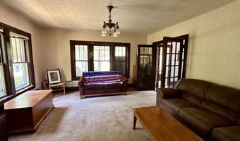 516 E MAPLE St, Appleton, WI 54915