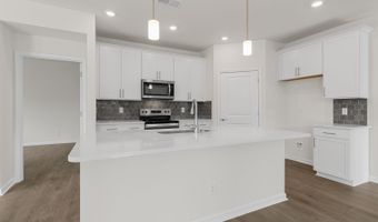 742 Lazy Elm Ln, Aberdeen, NC 28315